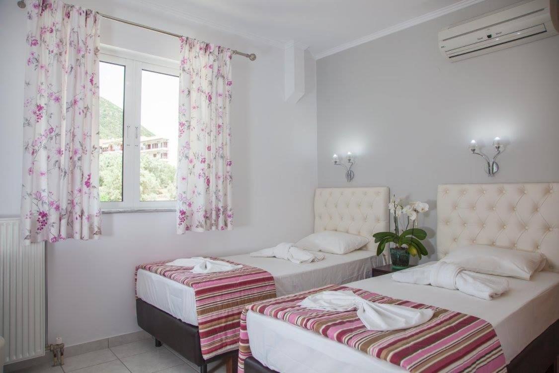 Dimosthenis Apartments Νυδρί Εξωτερικό φωτογραφία